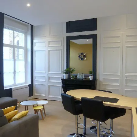 Appartement Coté Cour à Bergues Extérieur photo
